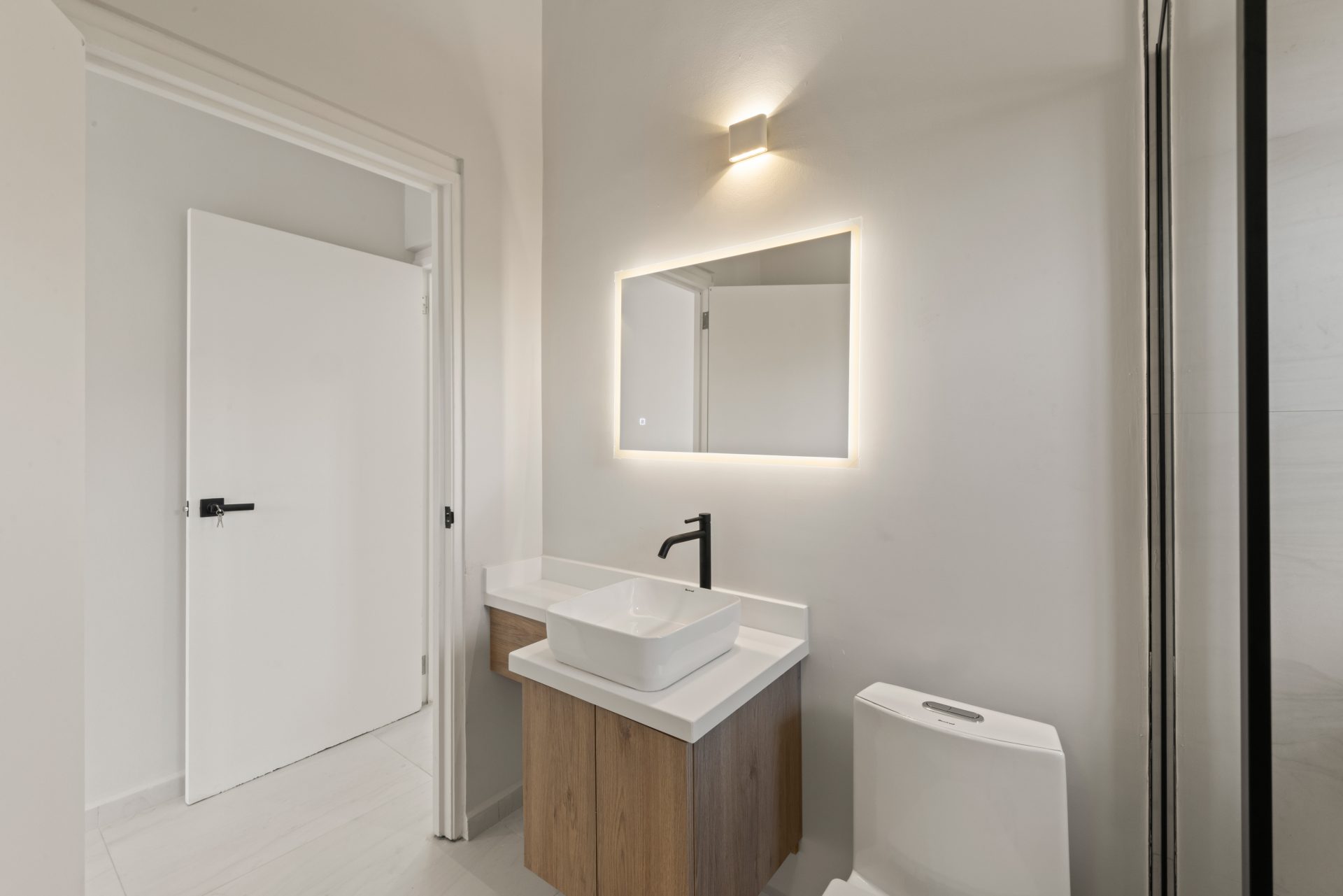 Curaçao real estate, Airbnb-ready bungalow for sale with sleek vanity