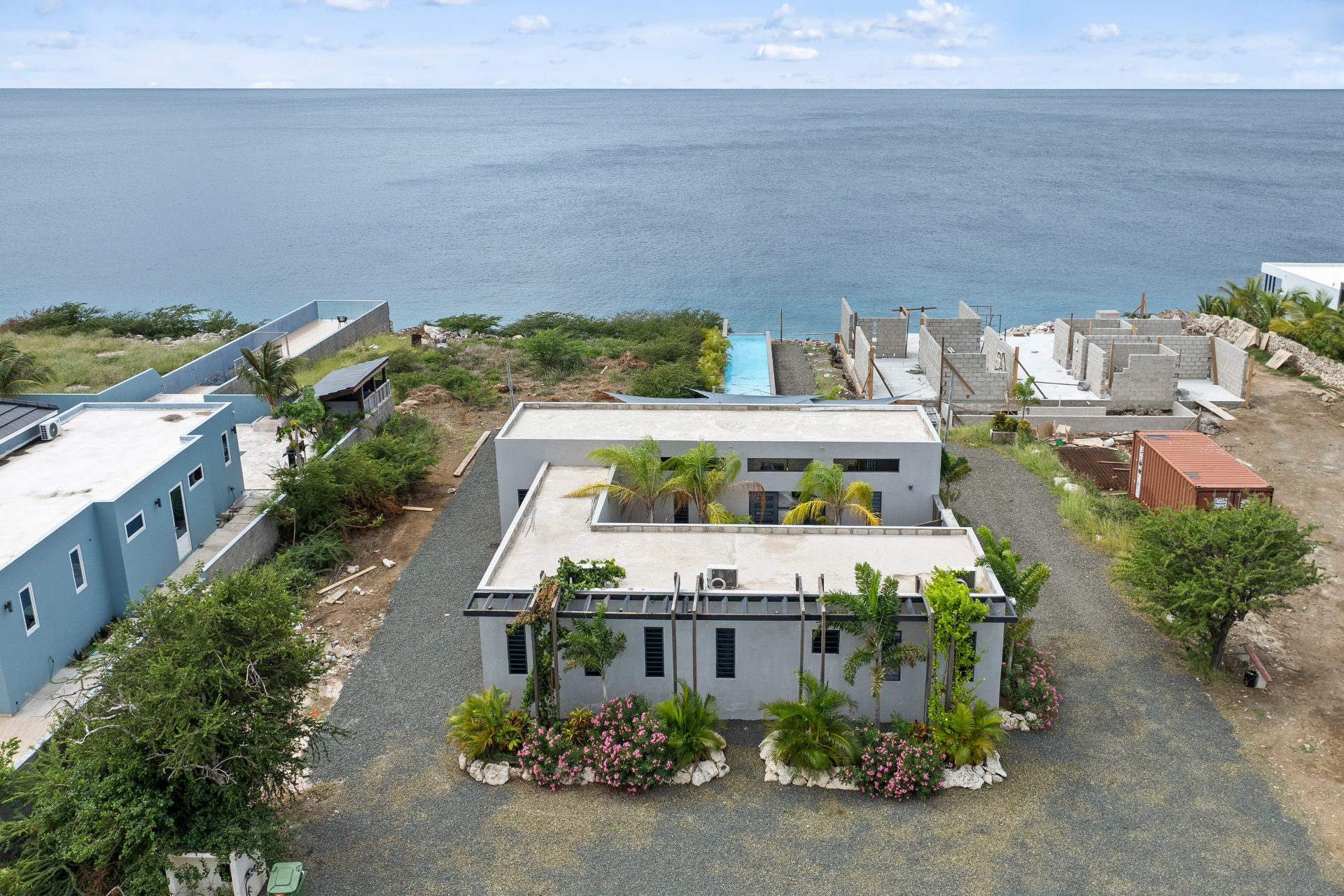 3-bedroom freehold villa in Jeremi — photo 2 of 5